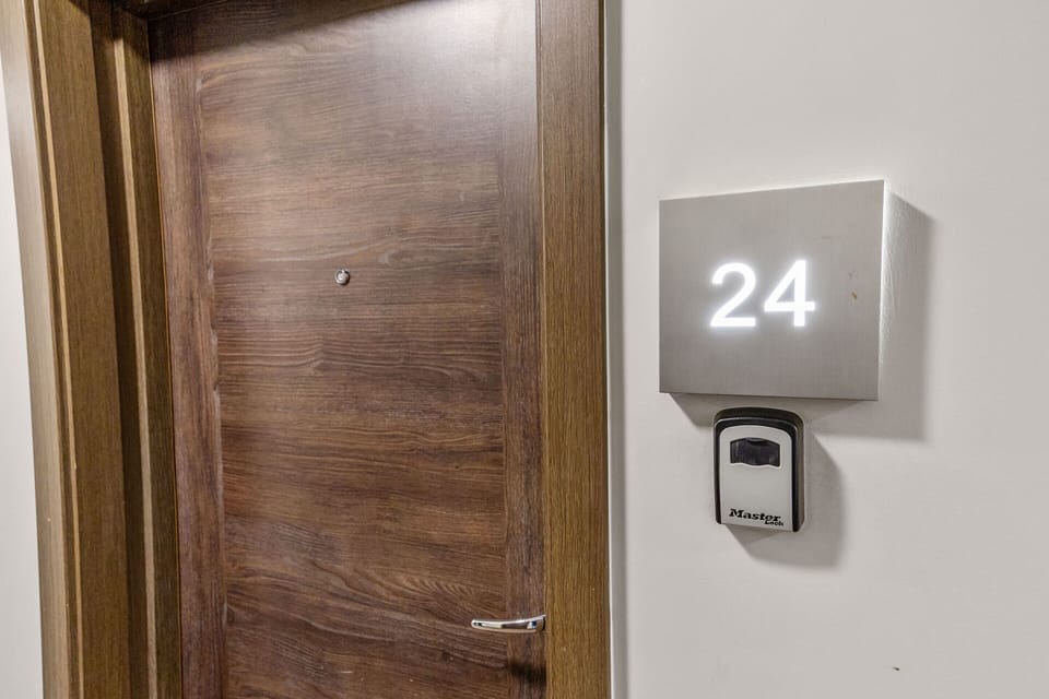 Door to Flat 24