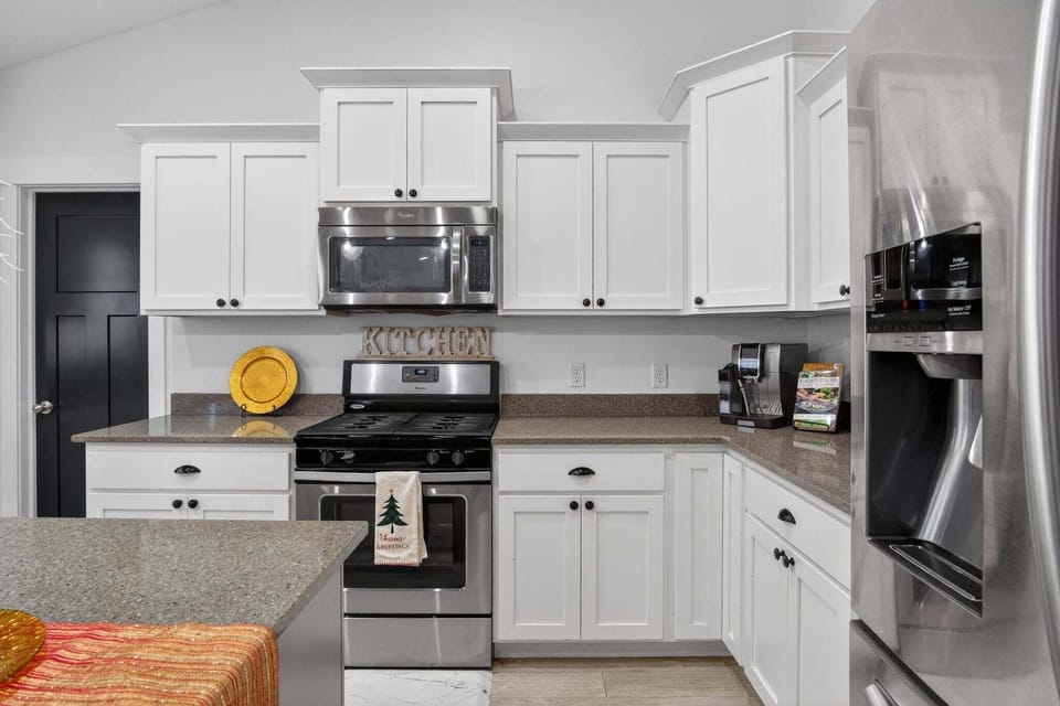 Indoors, Kitchen, Appliance, Microwave, Oven