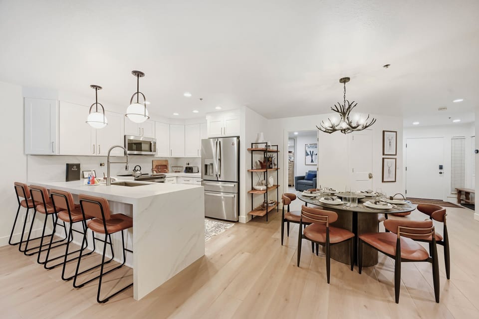 1375 Woodside Avenue #203 - Print Quality - 006 - 06 Dining Room
