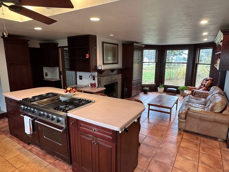 Kitchen/Family Room