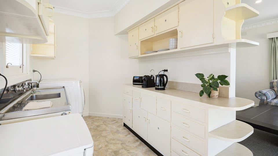 Self Contained Bungalow