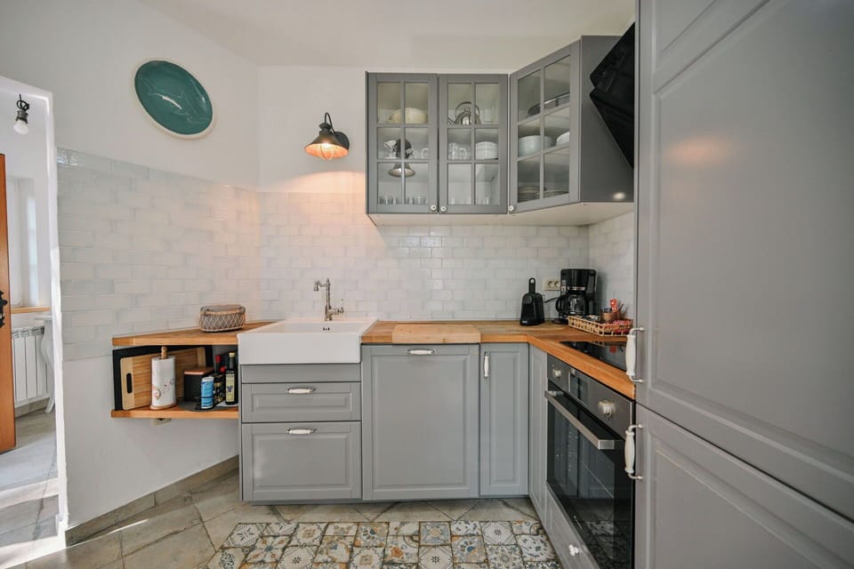 Autumn, Kitchen, Spring, Summer