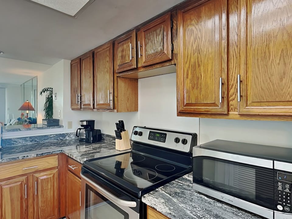 Kitchen - Modern Appliances