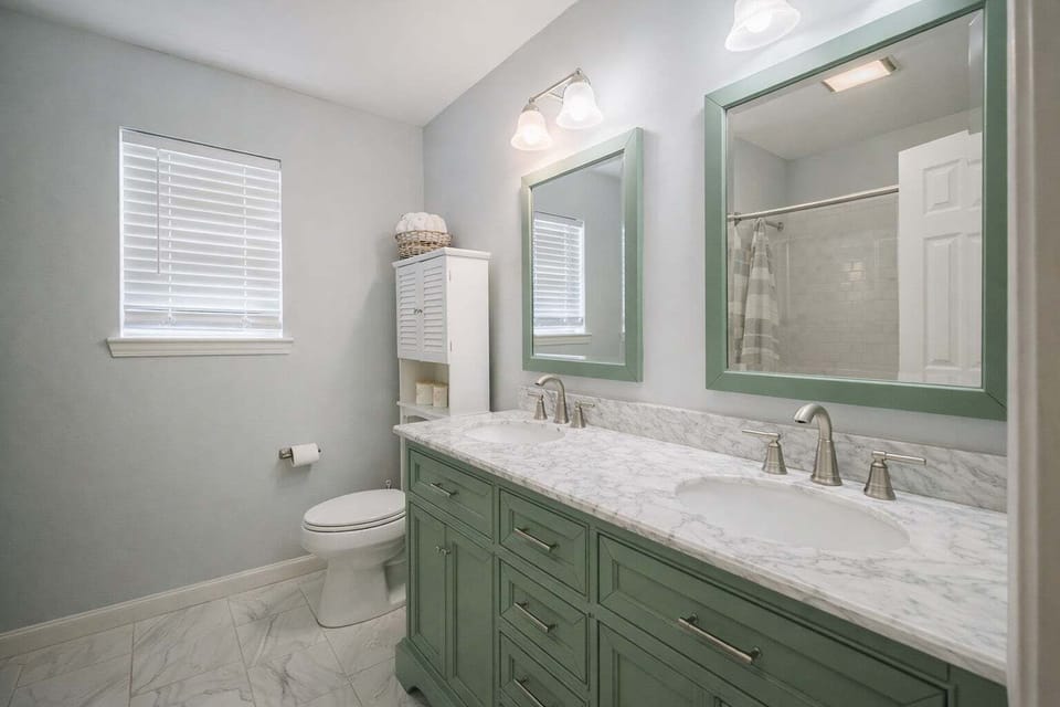 Sink, Sink Faucet, Lamp, Bathroom, Indoors
