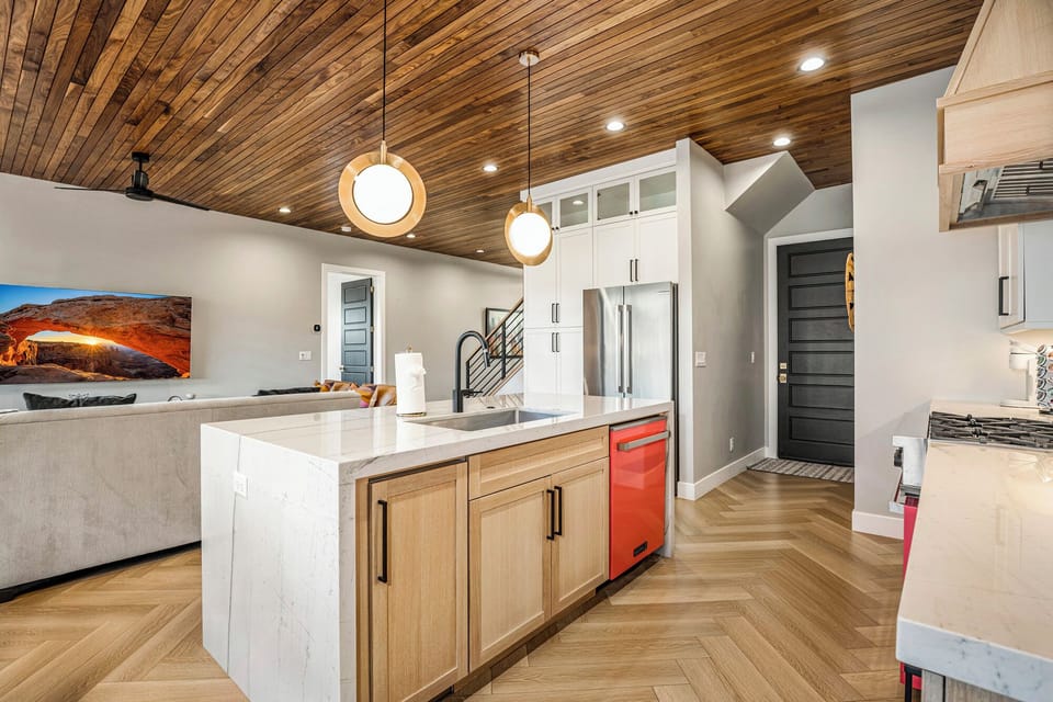 Chef's kitchen with designer appliances and pebble ice machine.