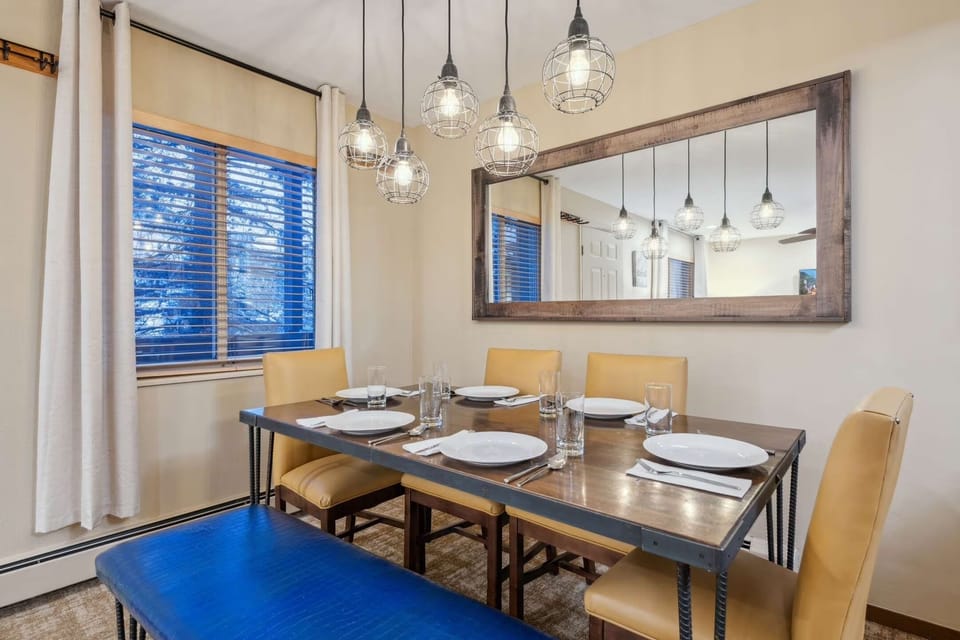 Table for 6 guests