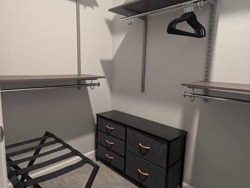 Enjoy a large closet containing a luggage rack to keep your suitcase neatly out of the way. A dresser and hangers are also provided.