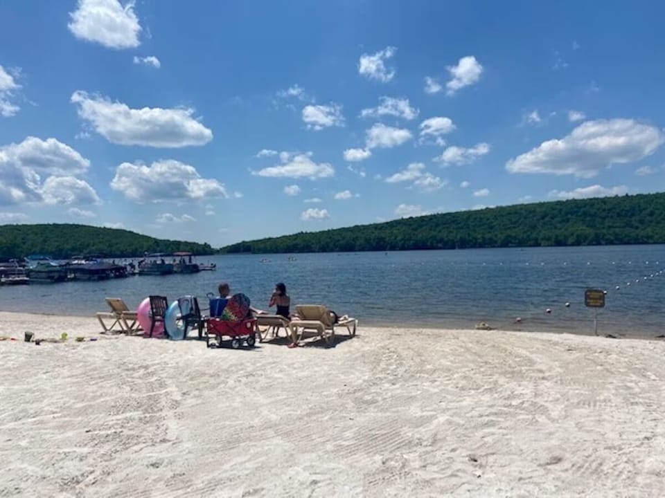What better way to unwind and see the Poconos.