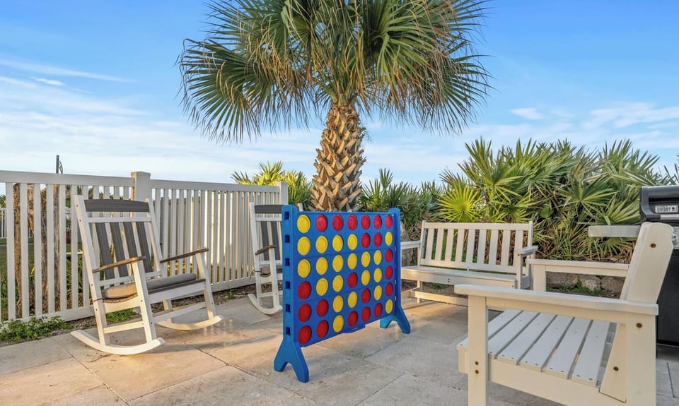 Gas Grill, patio and games