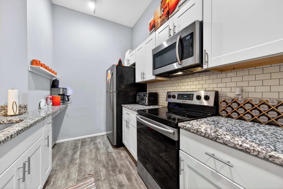 Are you ready to elevate your cooking game? Don’t wait—book your stay now!