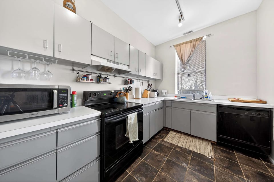 Cook, dine, and unwind in this inviting kitchen! 
