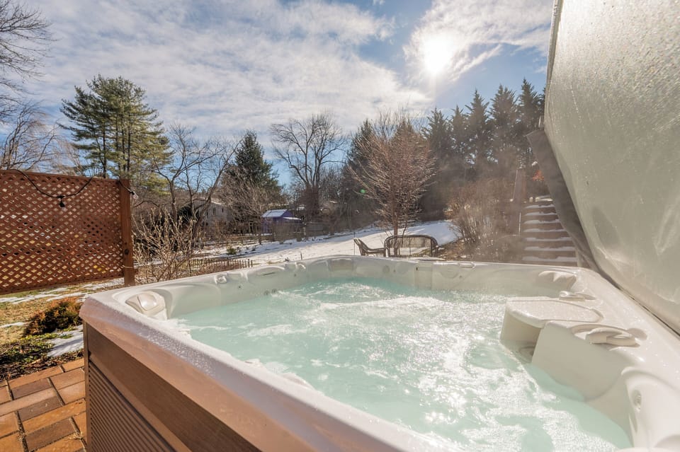 Perfect spot to soak under the open sky.