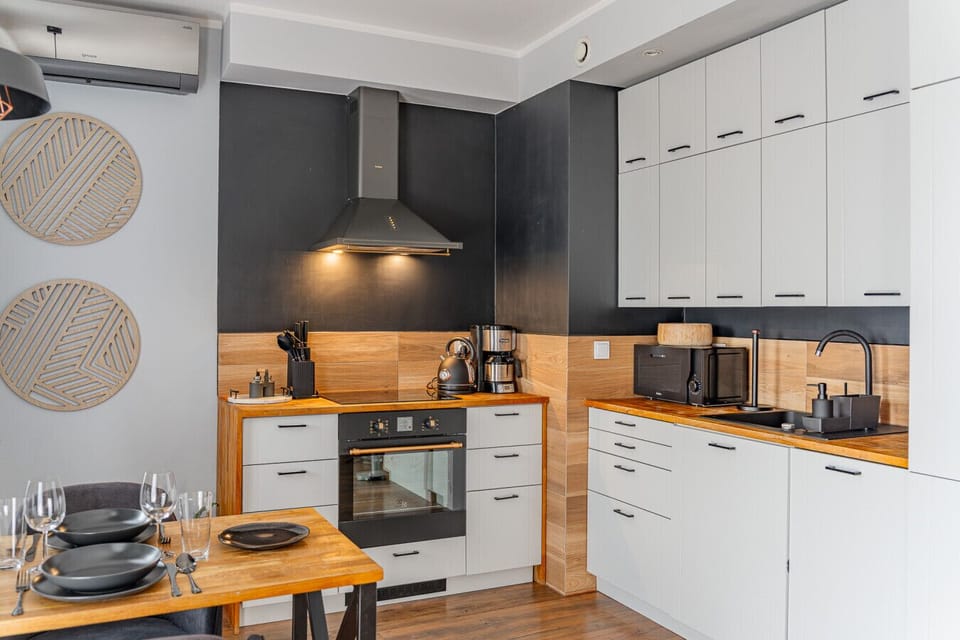 Beautiful Apartment with Vistula River View | Book Now with RENTUJEMY.COM