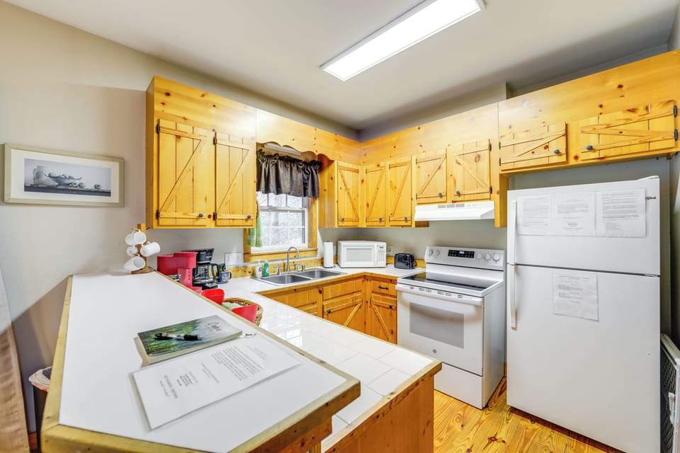 Kitchen | Dishwasher | 1st Floor