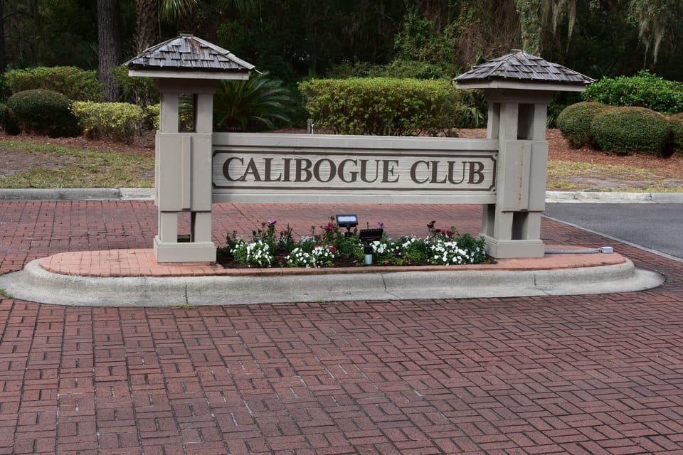 Calibogue Club Entrance