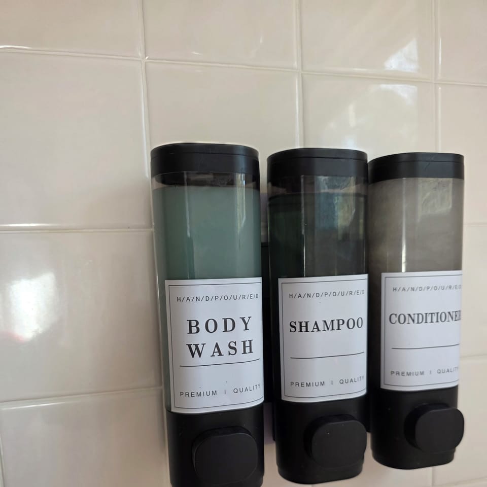 Bathroom amenities