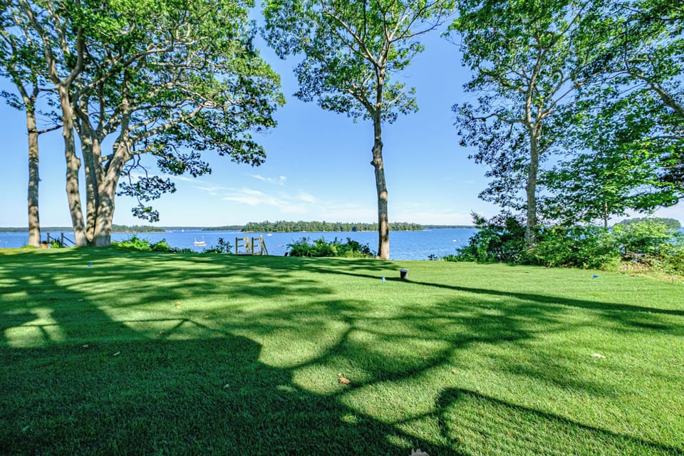 Large back yard waterside