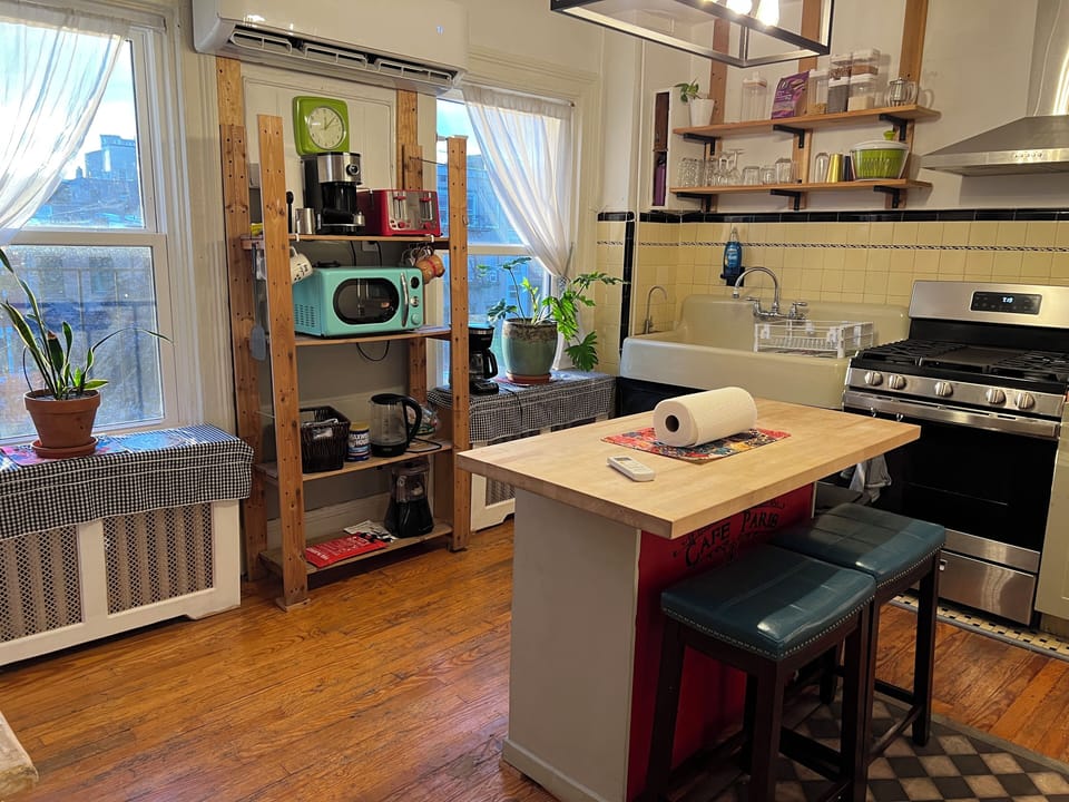 Full kitchen with gas stove