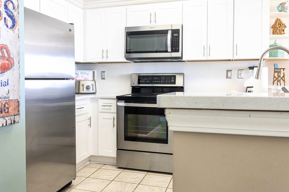 Fully stocked kitchen