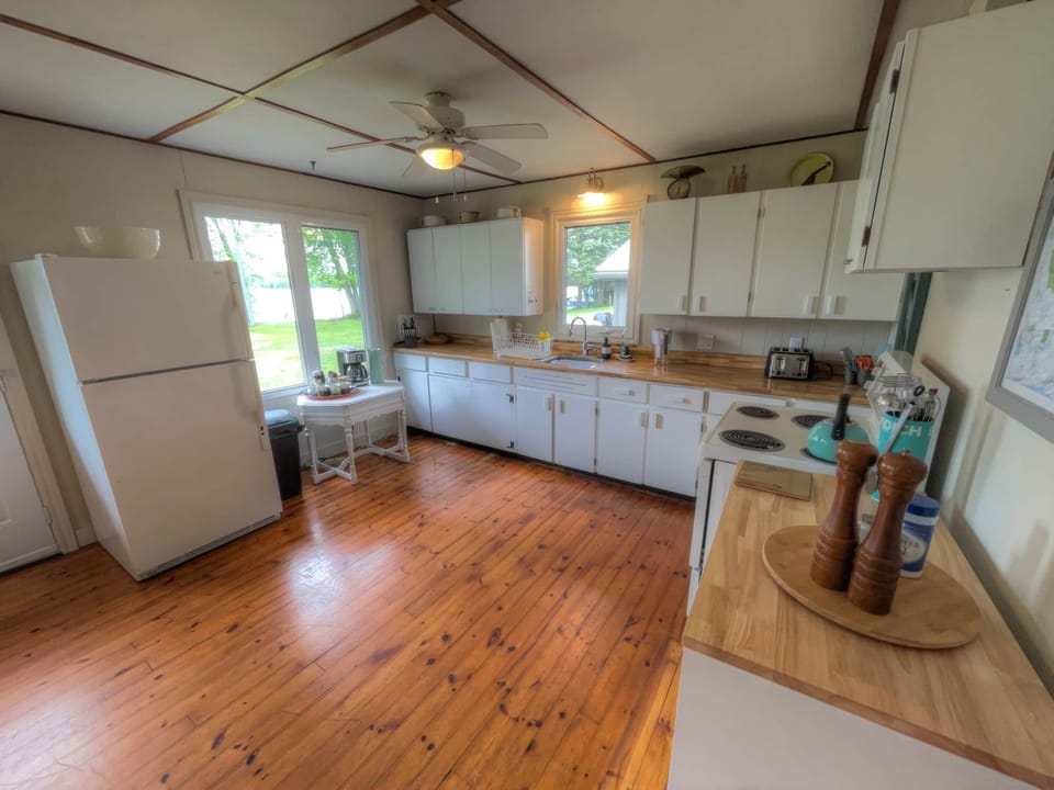 Kitchen Cottage #2