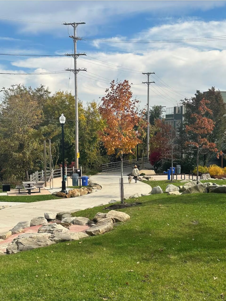 Camp Cleveland Park & Cleveland Skyline lookout area - one block from unit