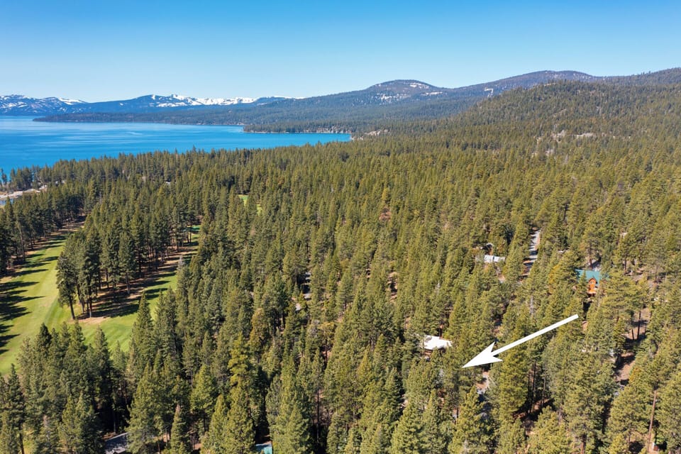 Right by the golf course, so close to King's Beach!