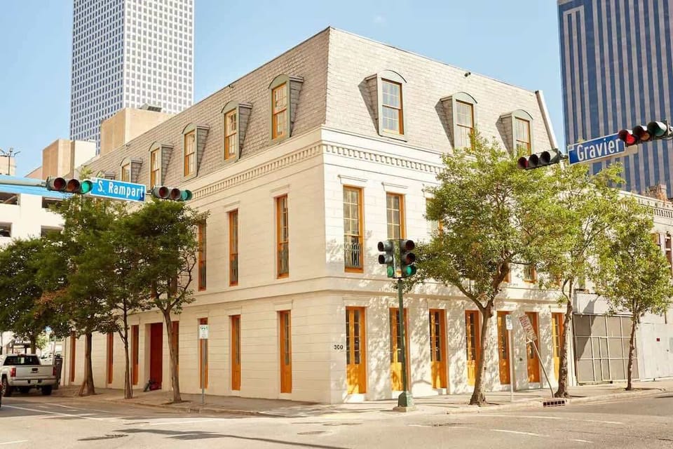 Exterior | Multi Unit Elevator Building | Downtown Location