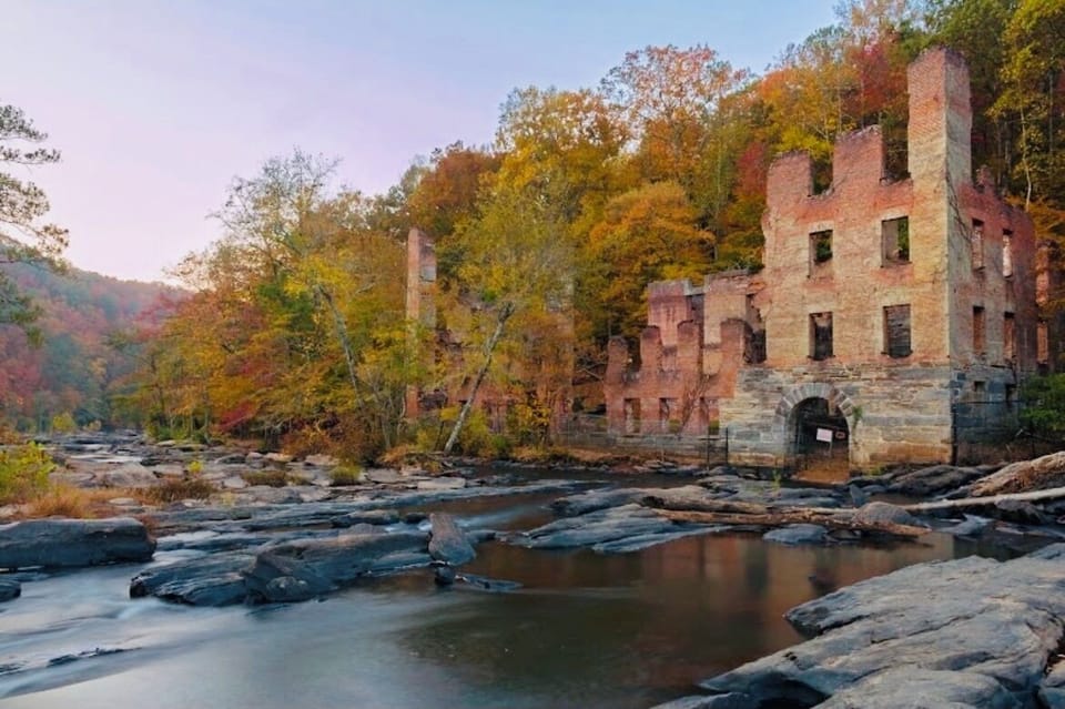 We are 5 miles from the Sweetwater State Park!