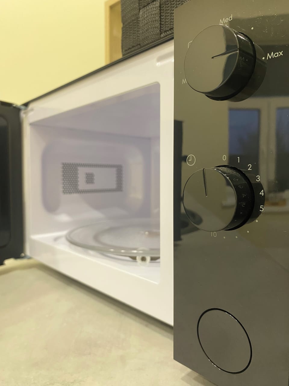 Microwave