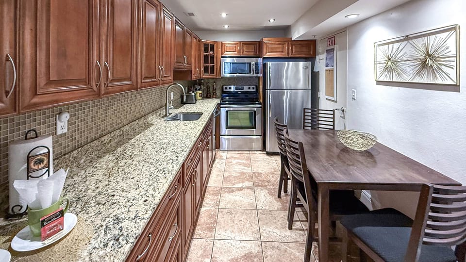 Fully equipped kitchen