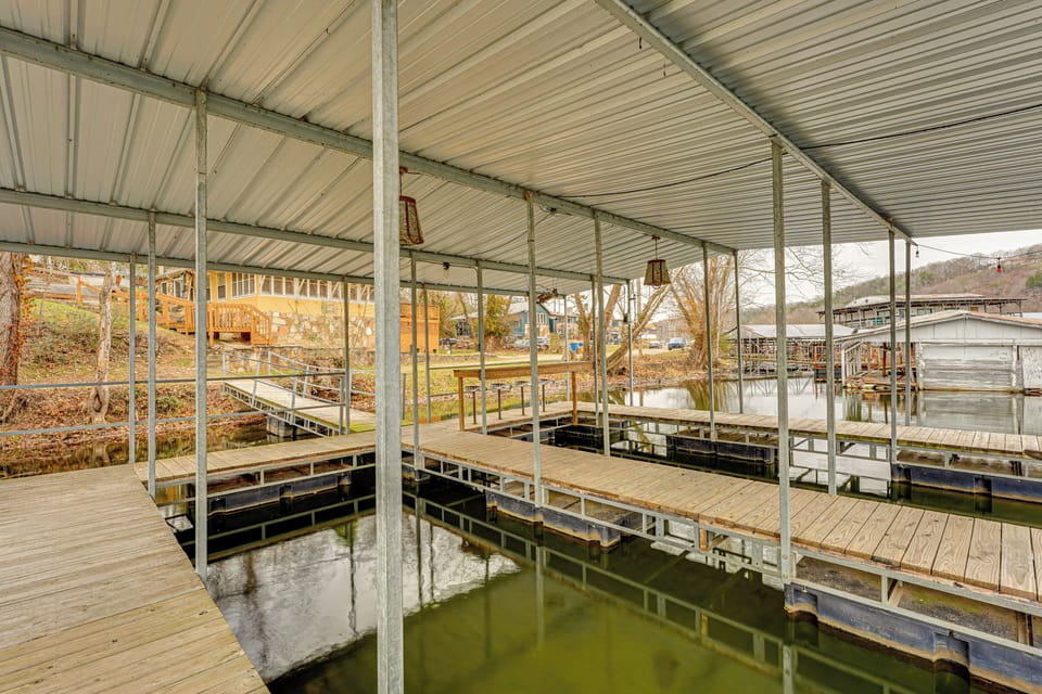 Shared Dock | Private Boat Slip