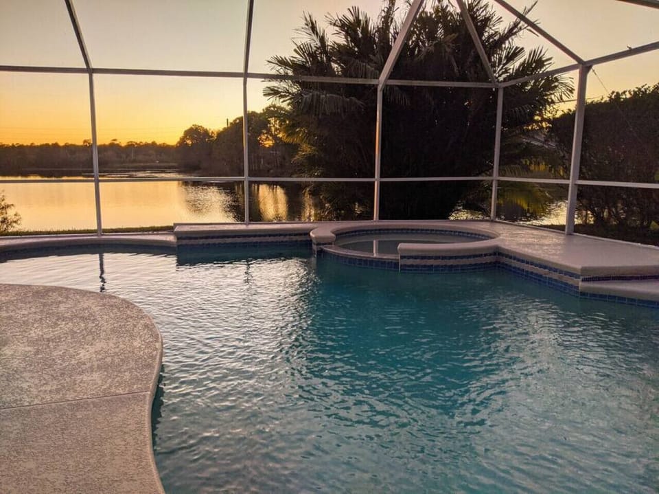 Relax here after a day at the theme parks.