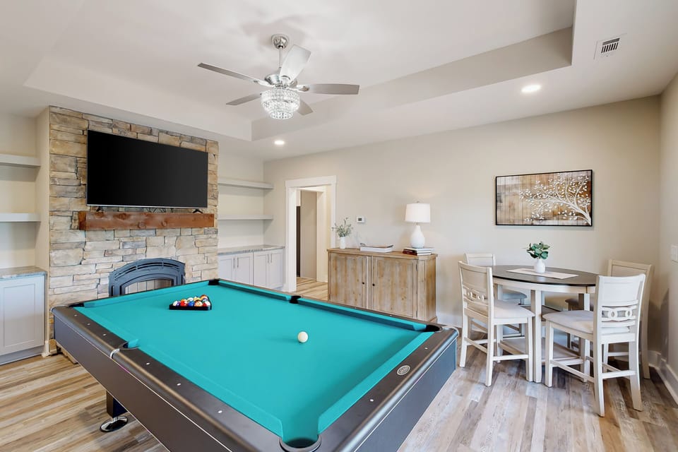 Game Room | Lower Level