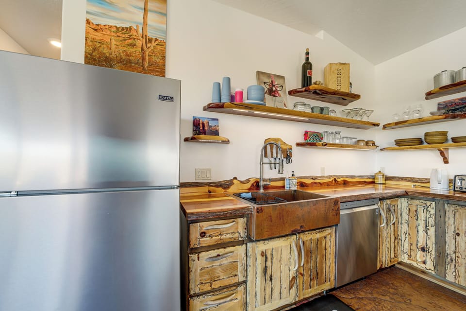 Kitchen | Stove/Oven | Microwave