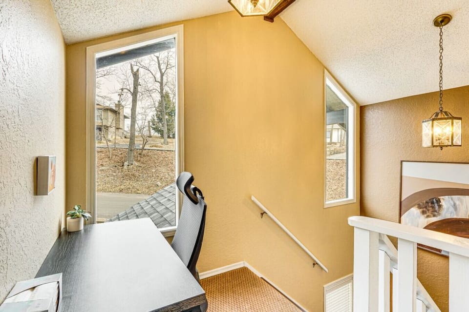 Workspace Nook | Desk & Chair | Natural Light