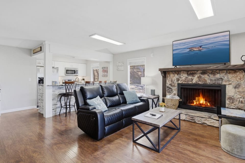 Living Room | Stone Fireplace | Smart TV