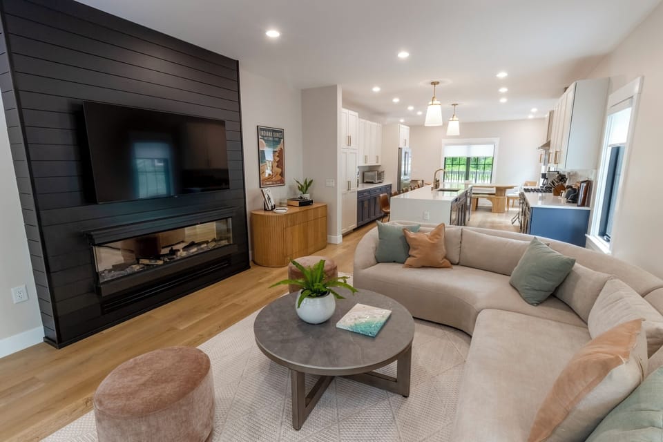 Main Level | Living Room
