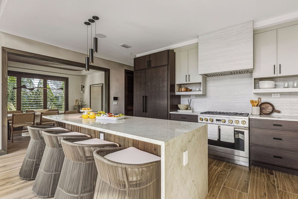 Fully equipped modern kitchen