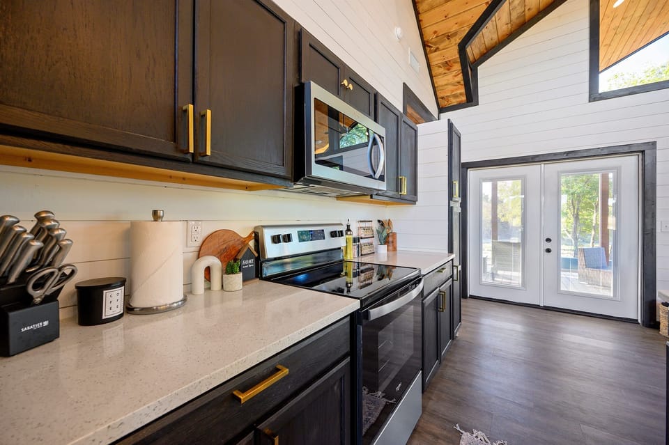 Modern kitchen essentials at your fingertips