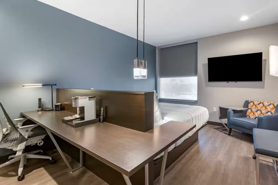 Spread out with a roomy layout for work and relaxation.