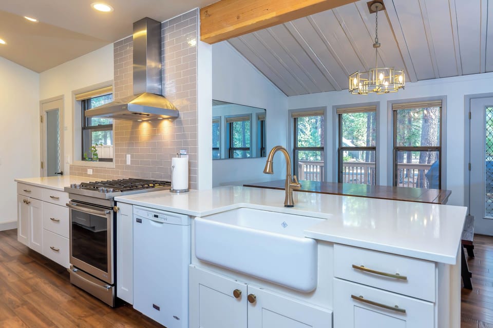 Kitchen - Main Level