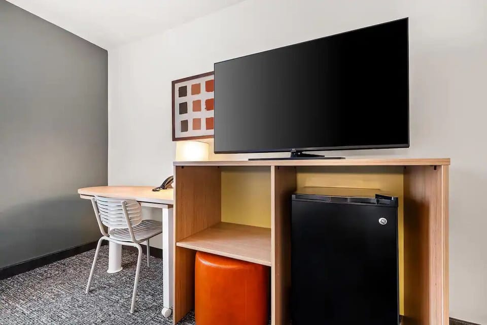 Bedroom. Interior and views may vary based on location and availability.