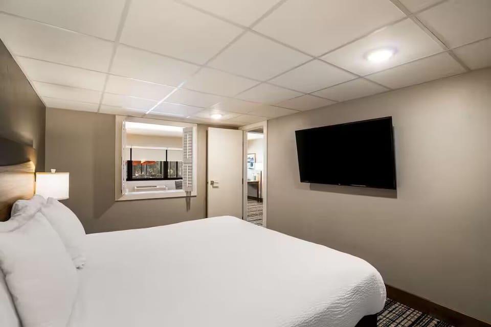 Bedroom. Interior and views may vary based on location and availability