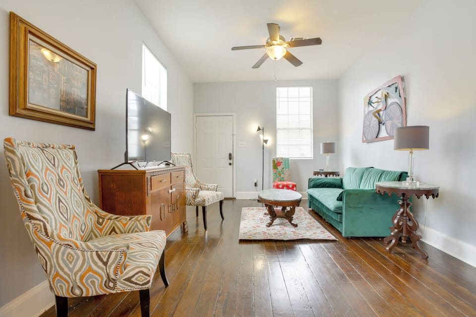 New Orleans Vacation Rental | 4BR | 2.5BA | 1,400 Sq Ft | 5 Steps Required