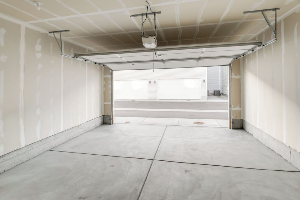 Parking | Community Lot (First-Come, First-Served)