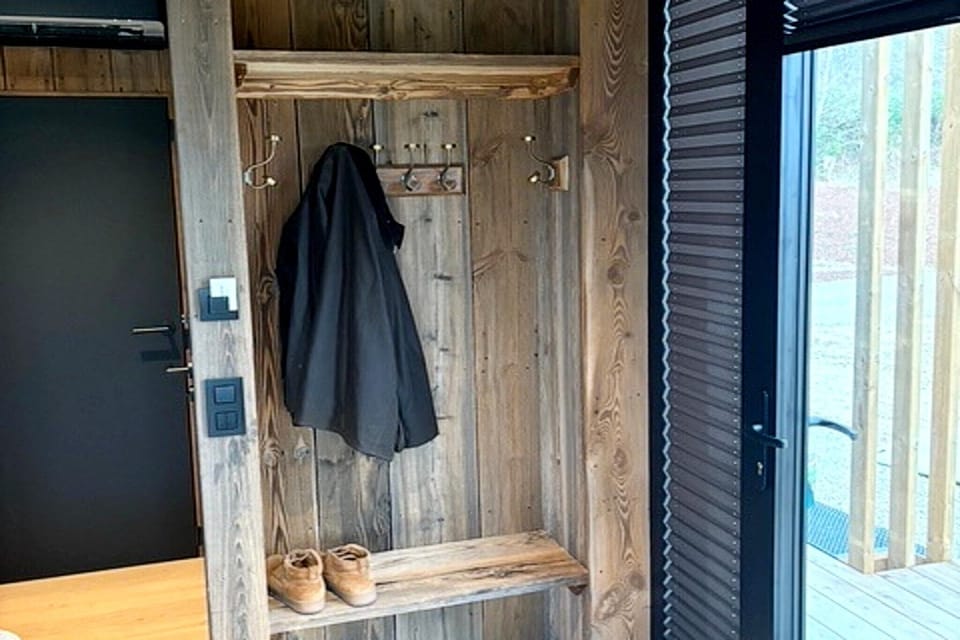 Entrance / Reception