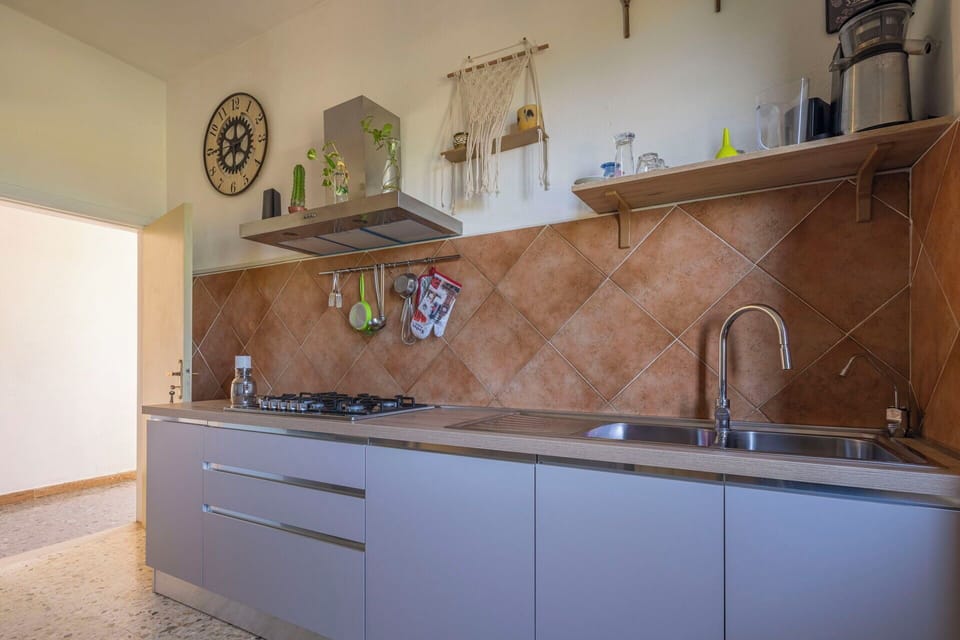 Autumn, Kitchen, Spring, Summer