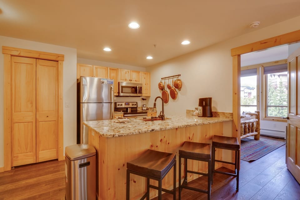 Indoors, Floor, Flooring, Hardwood, Kitchen