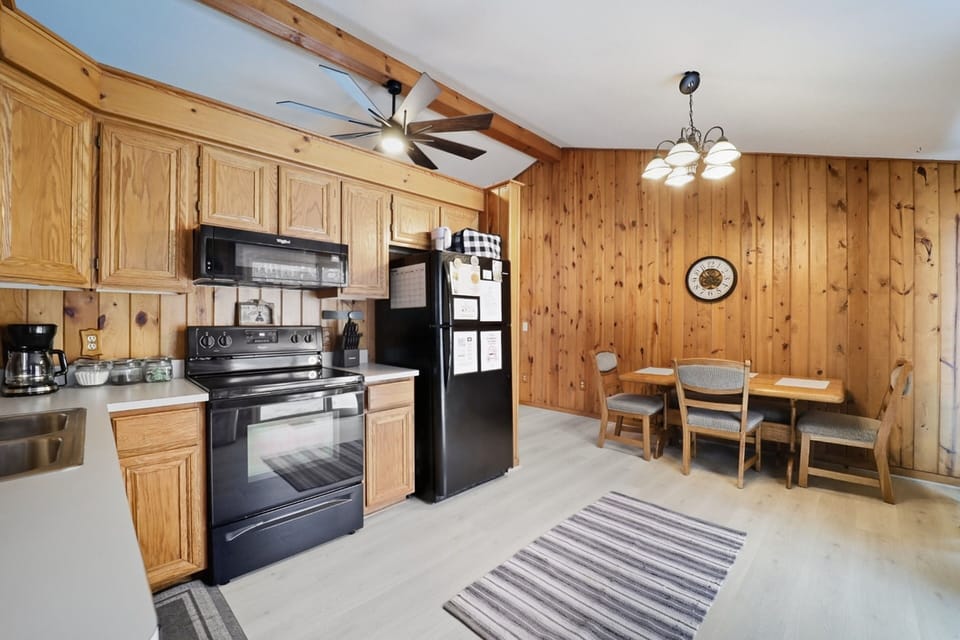 Indoors, Hardwood, Kitchen, Appliance, Ceiling Fan