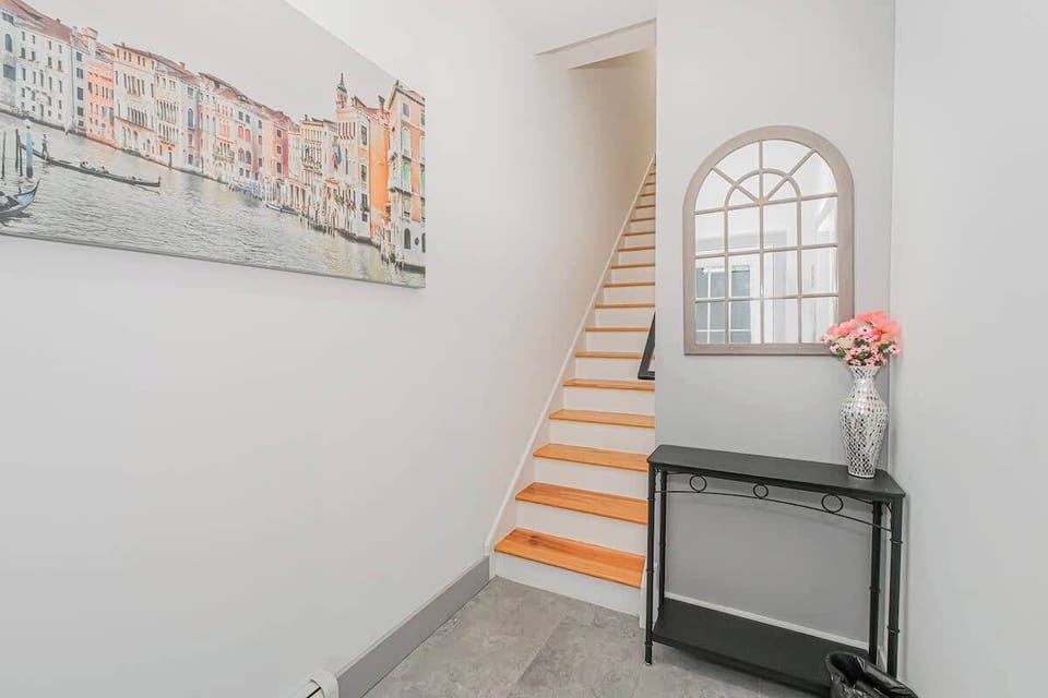 Private stairs leading directly to the apartment.